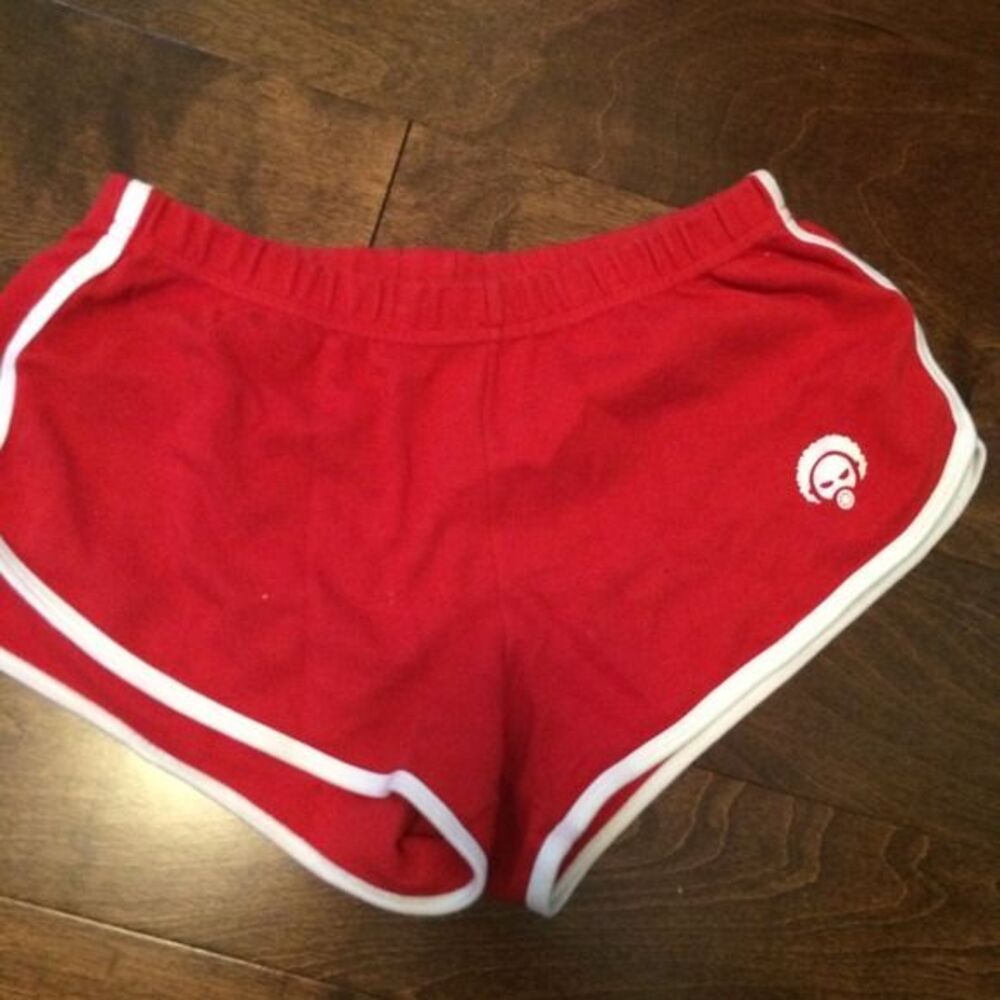 ❤️red shorts - Picture 2 of 2